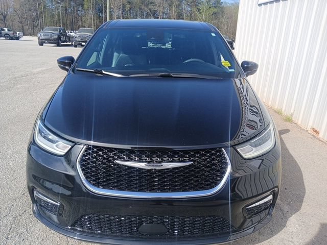 Used 2025 Chrysler Pacifica Select FWD image 7