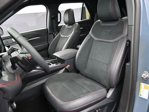 New 2025 Ford Explorer ST w/ Sun And Sound Package image 23