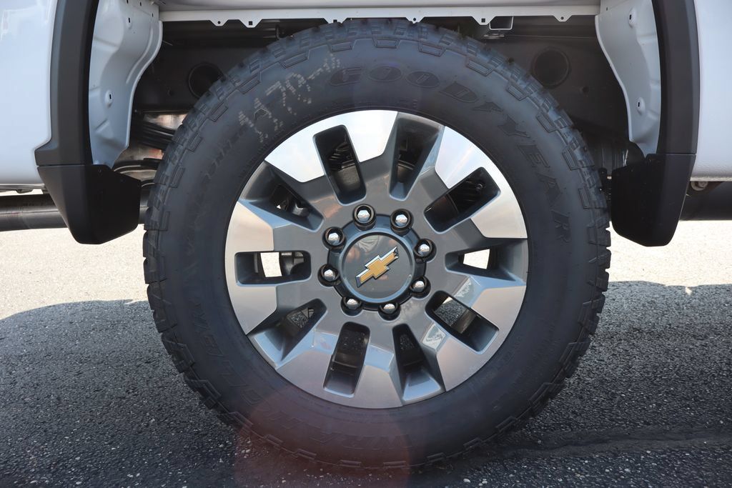 New 2026 Chevrolet Silverado 2500 Custom w/ Custom Value Package AWD/4WD image 26