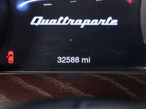 Used 2023 Maserati Quattroporte GT RWD image 14