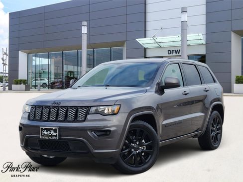 Used 2019 Jeep Grand Cherokee Altitude image 1