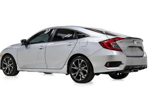 Used 2019 Honda Civic Sport image 4
