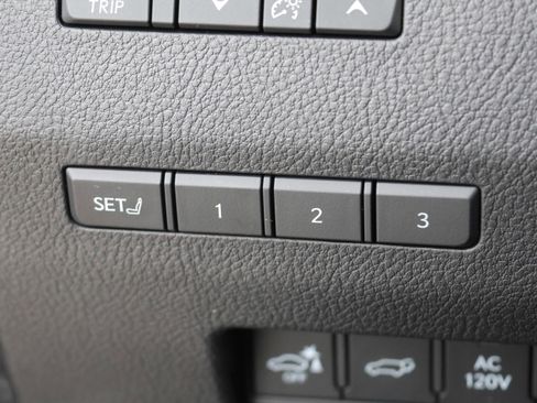 Used 2025 Lexus GX 550 550 Luxury image 16