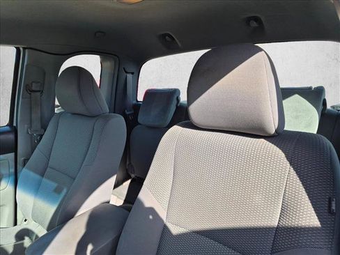 Used 2010 Toyota Tacoma PreRunner RWD image 13