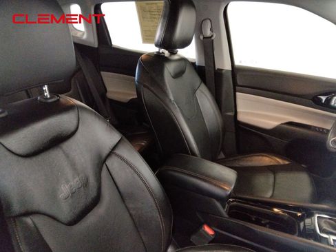 Used 2022 Jeep Compass Limited image 41