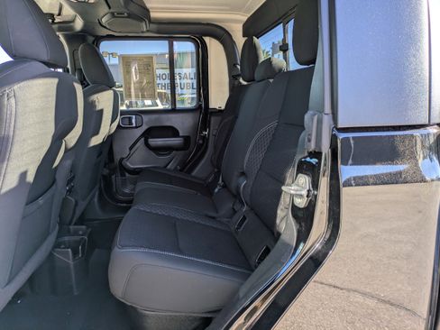 Used 2021 Jeep Gladiator Sport w/ Quick Order Package 24Q 80Th image 13