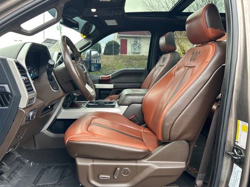 Used 2022 Ford F450 King Ranch w/ King Ranch Ultimate Package image 7