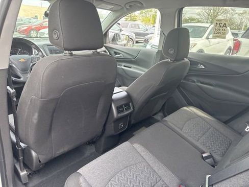 Used 2022 Chevrolet Equinox LT AWD/4WD image 10