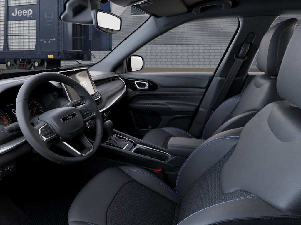 New 2026 Jeep Compass Latitude AWD/4WD image 19