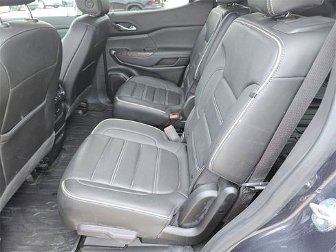 Used 2021 GMC Acadia Denali w/ Denali Technology Package image 11