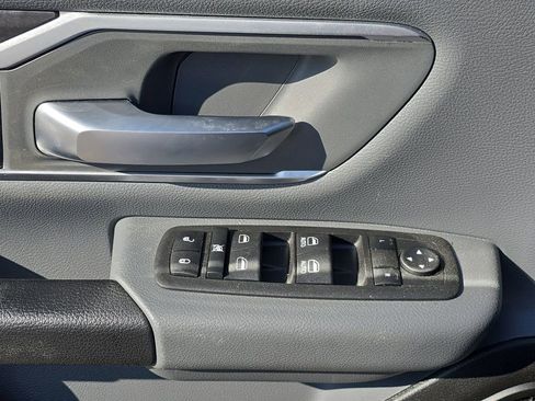 Used 2022 RAM 1500 Big Horn image 18