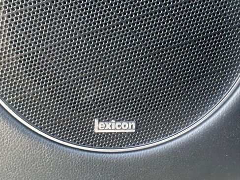 Used 2025 Genesis GV70 3.5T Sport w/ Sport Advanced Package image 25