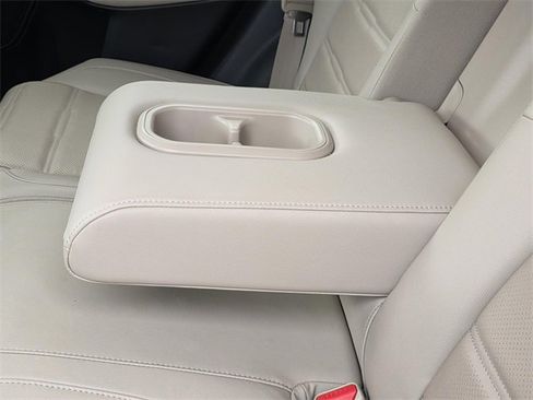 Used 2022 Honda CR-V EX-L image 11