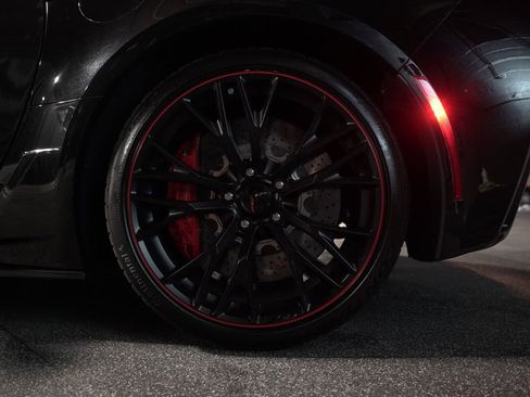 Used 2018 Chevrolet Corvette Z06 RWD image 6