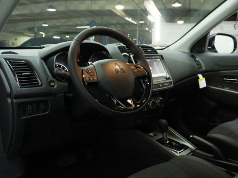 New 2026 Mitsubishi Outlander Sport SE AWD/4WD image 5