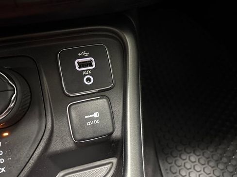 Used 2018 Jeep Compass Trailhawk w/ Navigation Group image 59