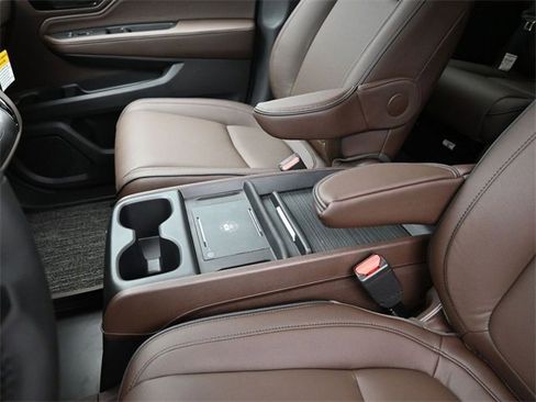 New 2026 Honda Odyssey Touring image 23