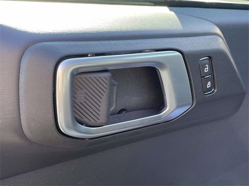 New 2025 Ford Bronco Raptor image 15