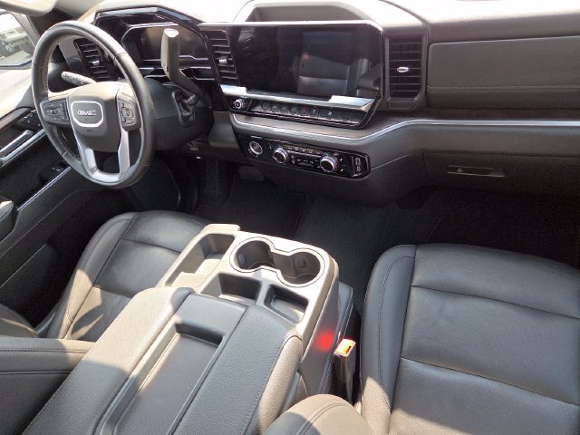 Used 2024 GMC Sierra 1500 SLT AWD/4WD image 20