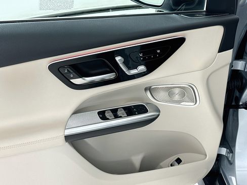 Certified 2026 Mercedes-Benz GLC 300 4MATIC image 19