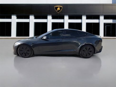 Used 2025 Tesla Model S Plaid image 2
