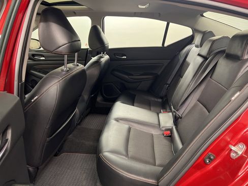 Used 2021 Nissan Altima 2.5 SR w/ SR Premium Package image 29