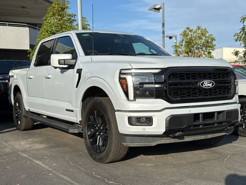 Used 2025 Ford F150 Lariat w/ Equipment Group 501A Mid AWD/4WD image 3