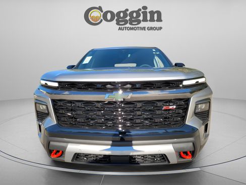 New 2026 Chevrolet Traverse Z71 w/ Enhanced Driving Package image 5