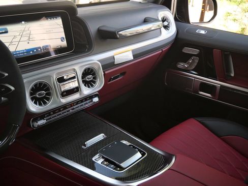 Used 2025 Mercedes-Benz G 63 AMG 4MATIC image 15