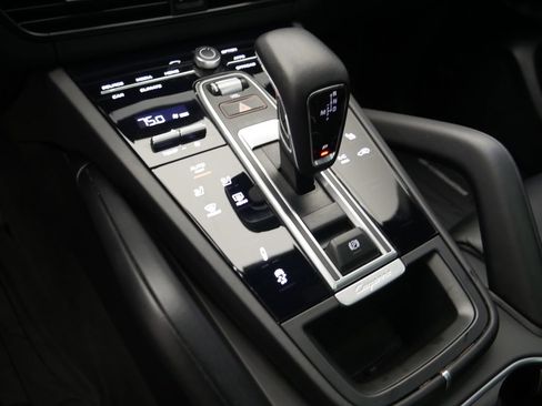 Certified 2023 Porsche Cayenne S AWD/4WD image 43