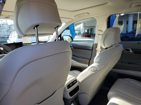 Used 2023 Genesis GV80 2.5T w/ Advanced Package image 12