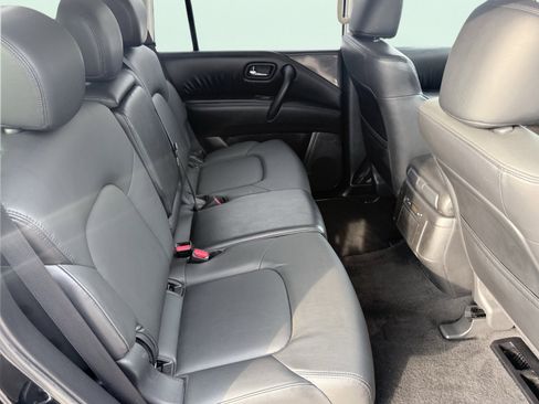 Used 2021 Nissan Armada SV w/ SV Appearance Package image 43