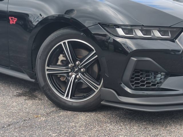 Used 2024 Ford Mustang Coupe RWD image 2