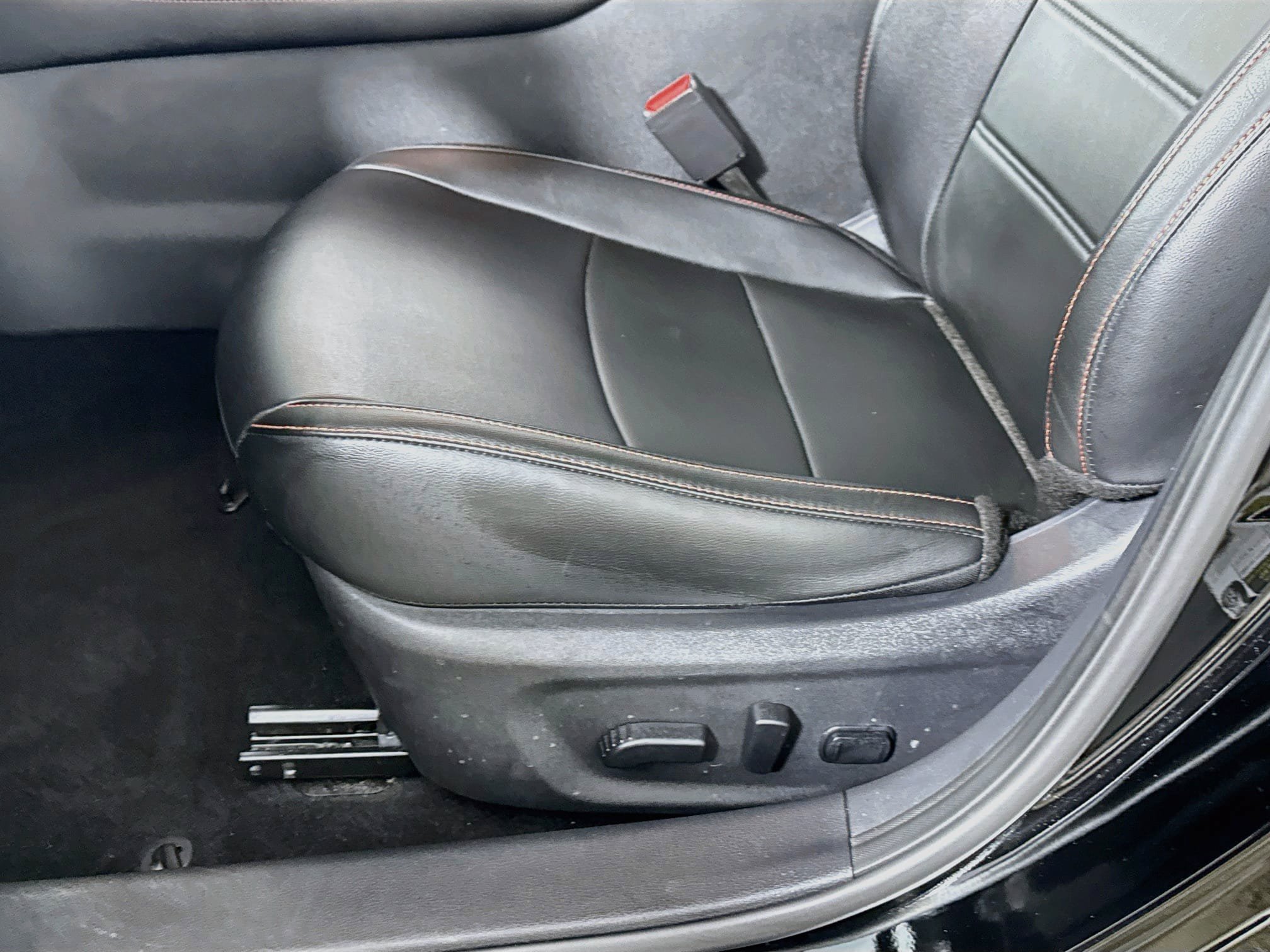 Used 2024 Nissan Sentra SR w/ SR Premium Package FWD image 23