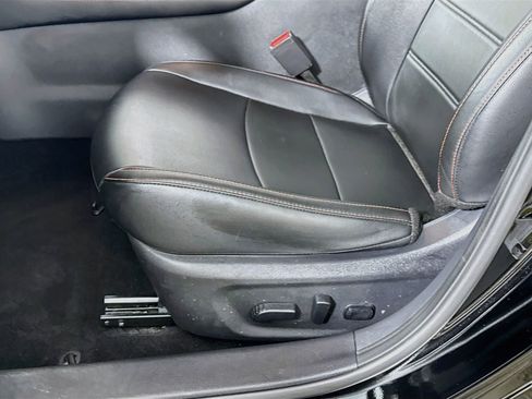 Used 2024 Nissan Sentra SR w/ SR Premium Package FWD image 23
