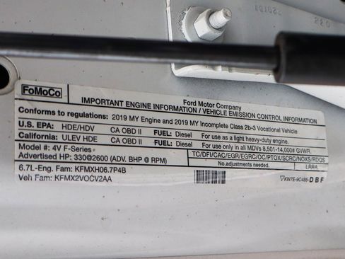 Used 2019 Ford F350 XLT image 12