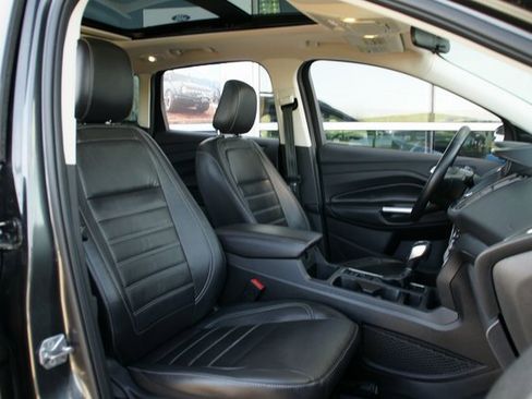 Used 2018 Ford Escape SEL image 34