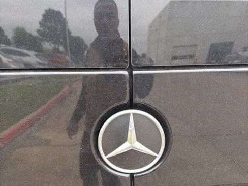 Used 2024 Mercedes-Benz Sprinter 2500 image 9
