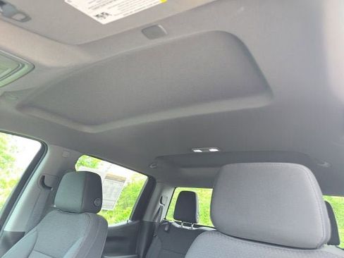 Used 2021 Chevrolet Silverado 1500 Custom w/ Safety Confidence Package AWD/4WD image 12