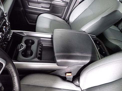 Used 2020 RAM 2500 Big Horn w/ Level 1 Equipment Group AWD/4WD image 26