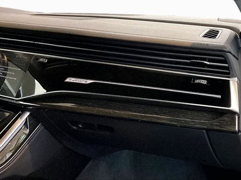 Used 2023 Audi Q7 2.0T Premium Plus w/ Premium Plus Package AWD/4WD image 19