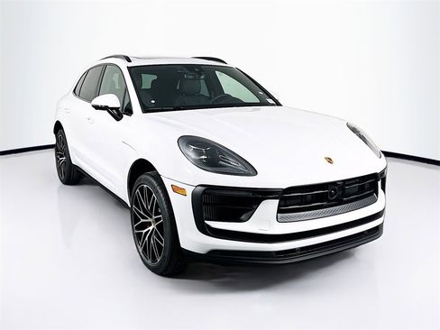 New 2026 Porsche Macan S image 7