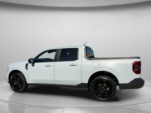 New 2026 Ford Maverick Lariat w/ Black Appearance Package image 18