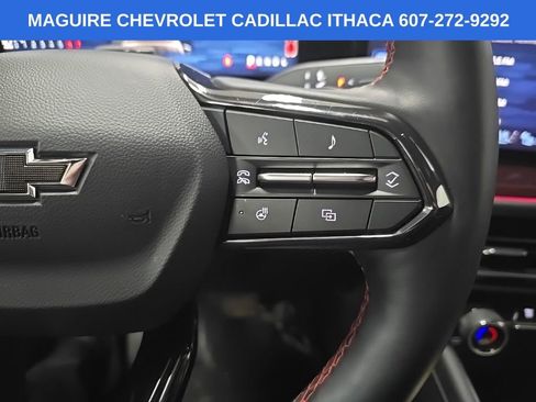 Used 2024 Chevrolet Traverse RS AWD/4WD image 21