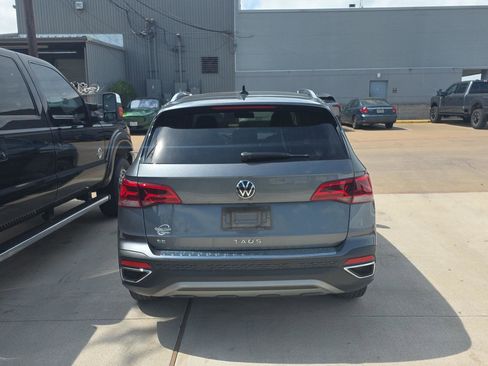 Used 2022 Volkswagen Taos SE FWD image 8