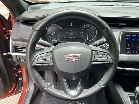 Used 2019 Cadillac XT4 Sport w/ Cold Weather Package AWD/4WD image 21
