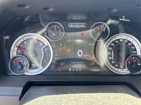 Used 2016 RAM 2500 Laramie w/ Protection Group AWD/4WD image 22