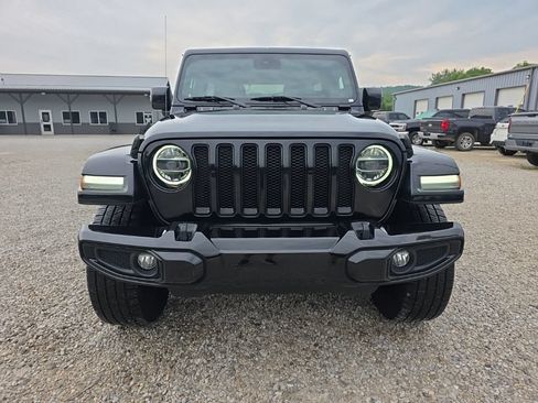 Used 2021 Jeep Wrangler Unlimited Sahara AWD/4WD image 2