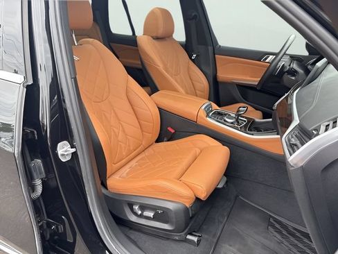 Used 2023 BMW X5 xDrive40i w/ Premium Package AWD/4WD image 13
