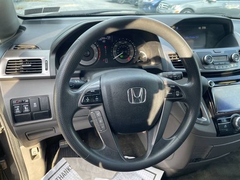 Used 2014 Honda Odyssey EX image 12